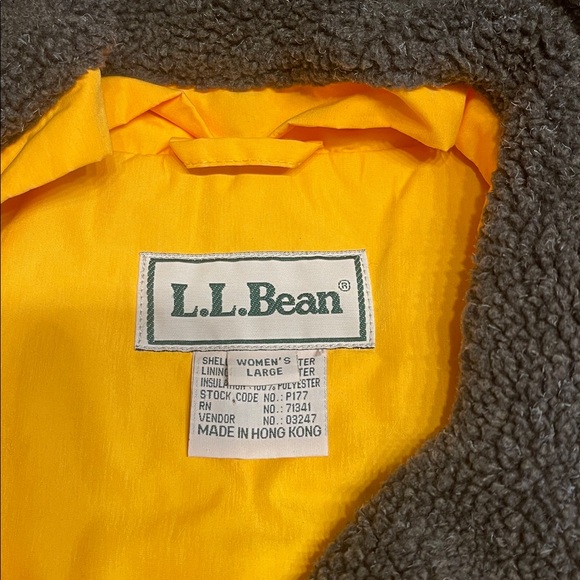 LL Bean Yellow Parka with Hood PRIMALOFT - Picture 2 of 15